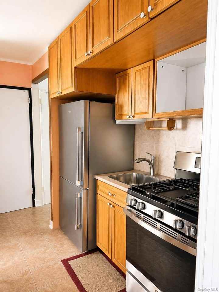 8455 Daniels St #5H - Photo 5 of 9