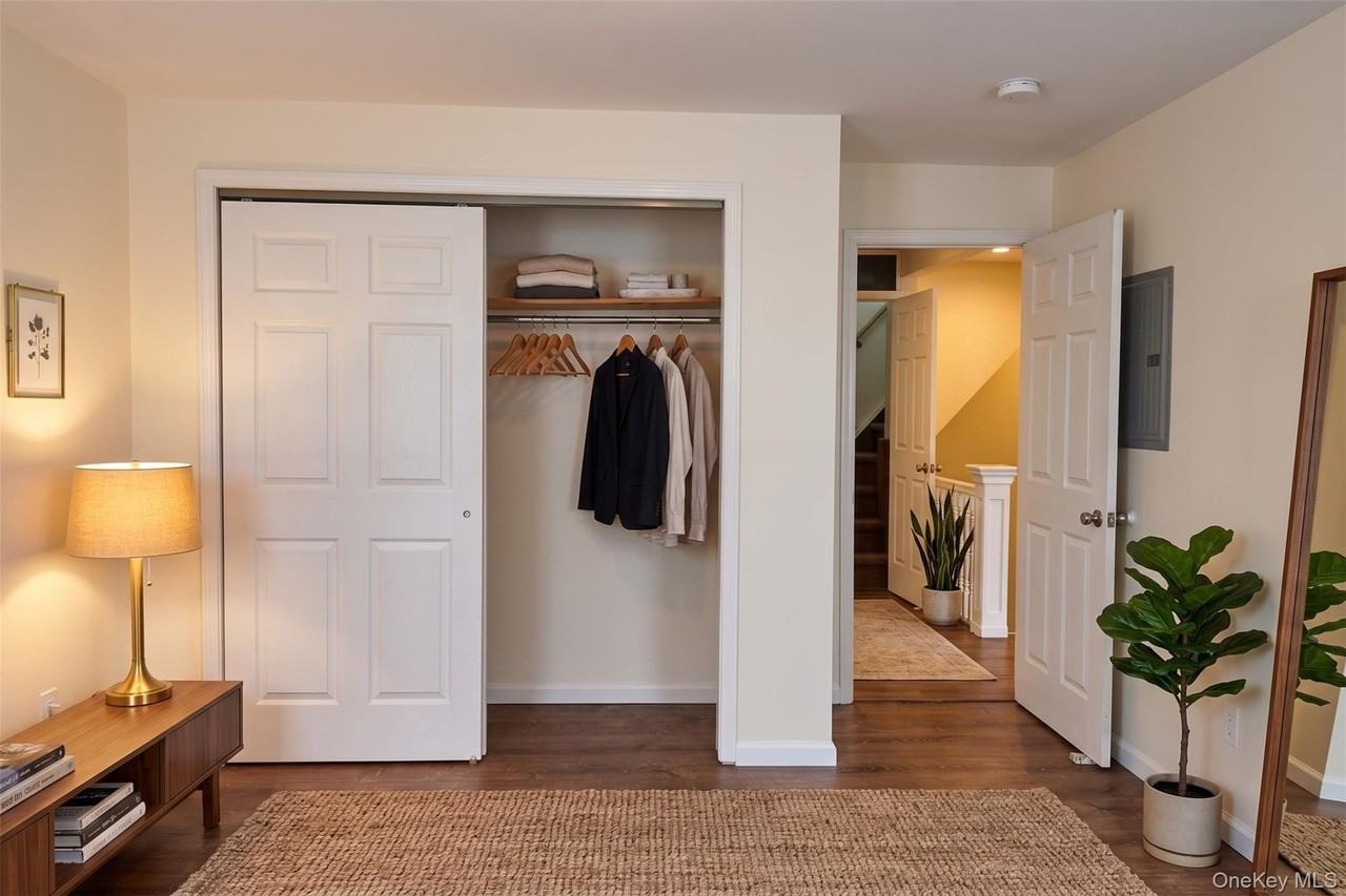 29 Franklin Ave #2 - Photo 5 of 14