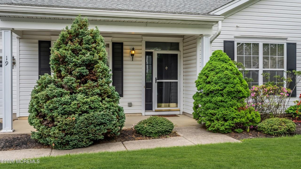 19 Silverside Rd - Photo 2 of 22