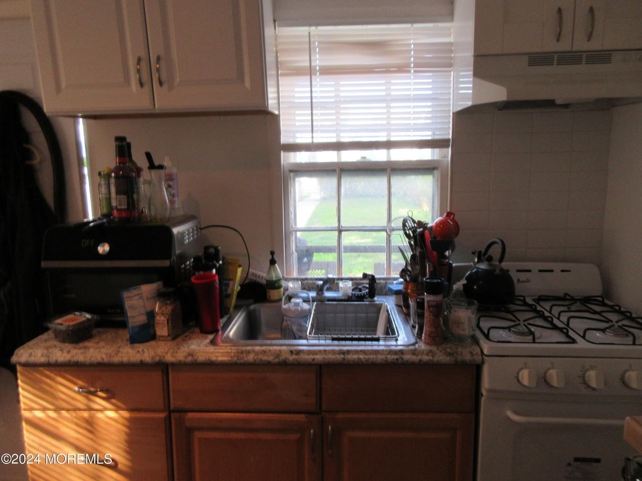 203 13th Ave - Photo 4 of 12