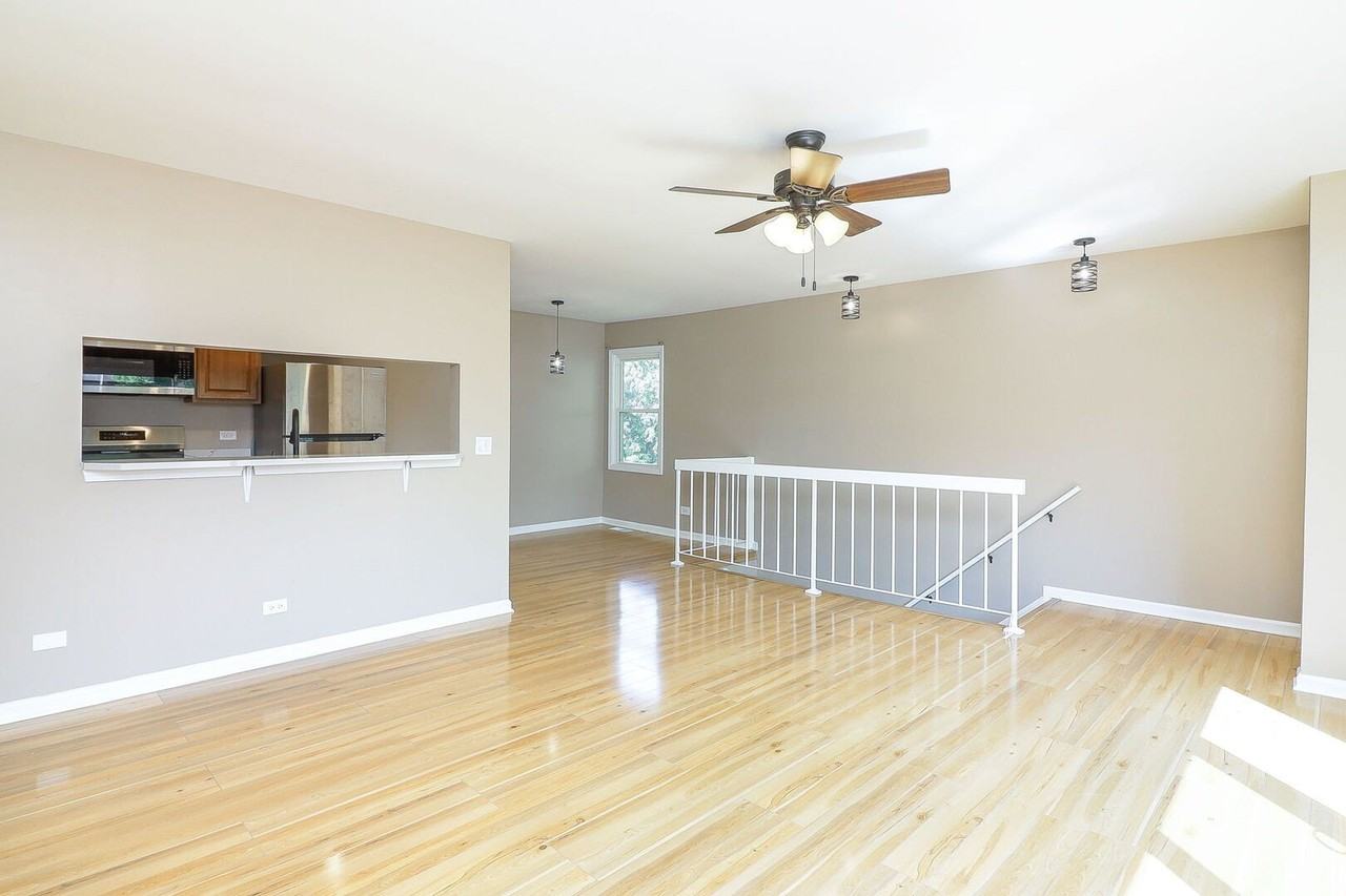 7724 W Douglas Ct #1-3 - Photo 3 of 14