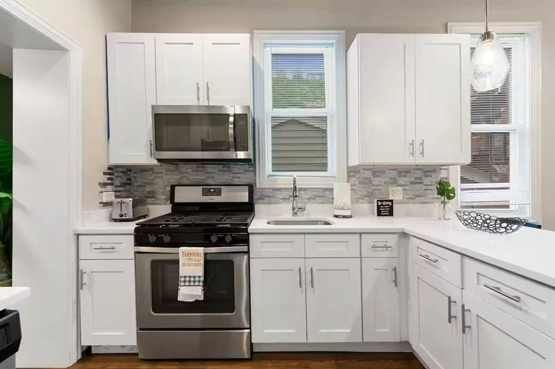 330 W Evergreen Ave #CH - Photo 4 of 10
