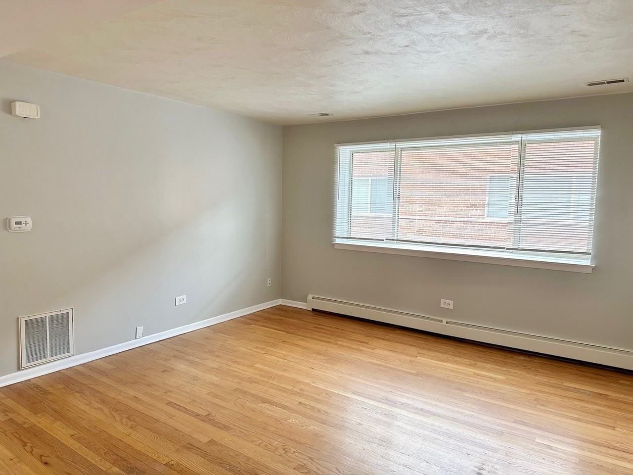 1007 Taft Ave #2B - Photo 5 of 12