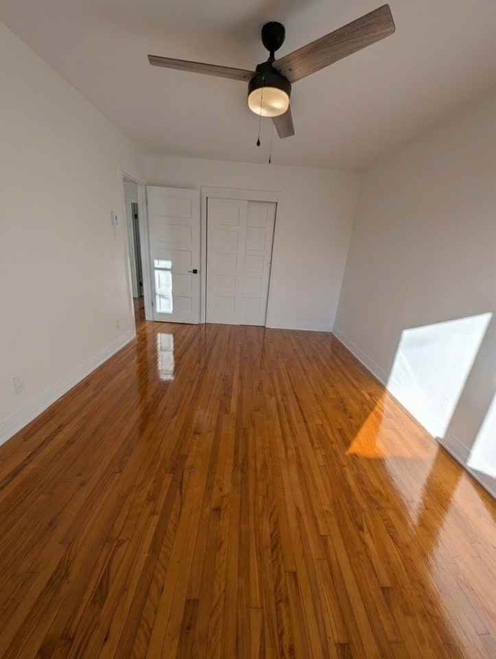 11269 Avenue Hénault - Photo 7 of 22