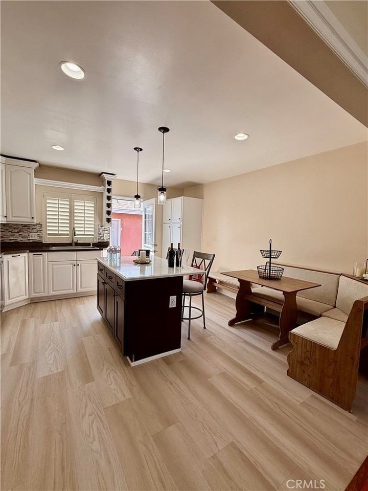 24139 Ravenna Ave - Photo 7 of 31