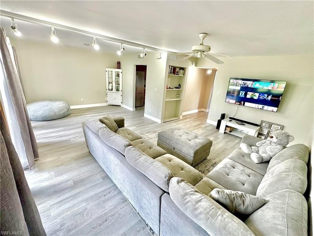 416 Bristle Cone Ln #9 - Photo 2 of 38