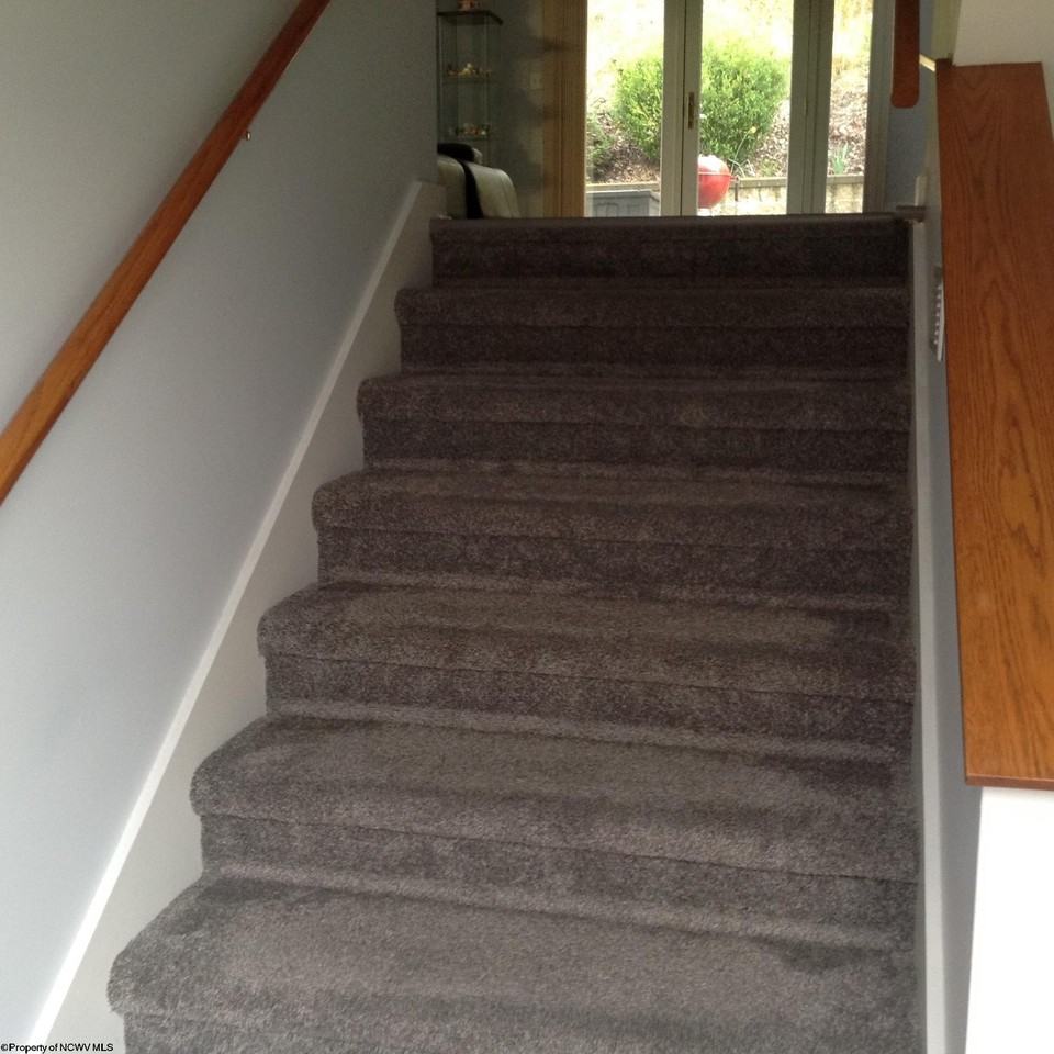 153 Windwood Dr - Photo 3 of 21