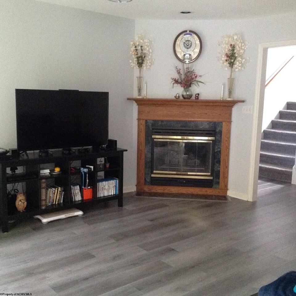 153 Windwood Dr - Photo 4 of 21