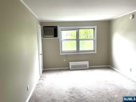 119 Hastings Ave - Photo 1 of 1