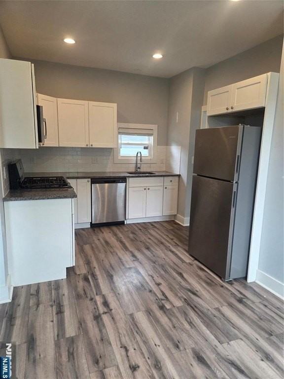 336 10th St - Photo 2 of 15