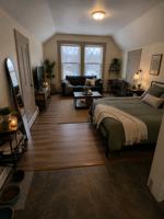featured image of 37 Maple St