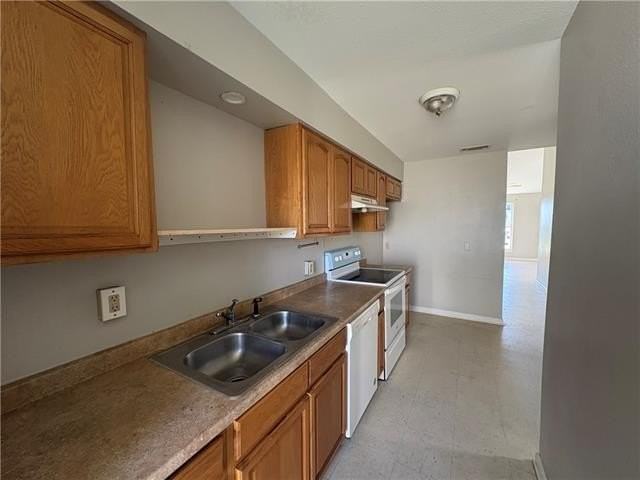 9018 Amour Dr - Photo 2 of 6