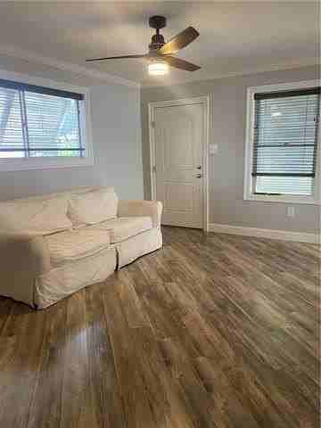 1515 Homer St - Photo 3 of 17