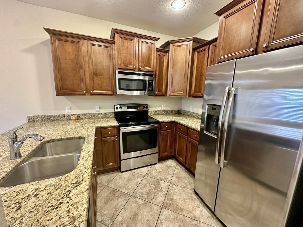 2095 Wilsons Plover Cir - Photo 2 of 13