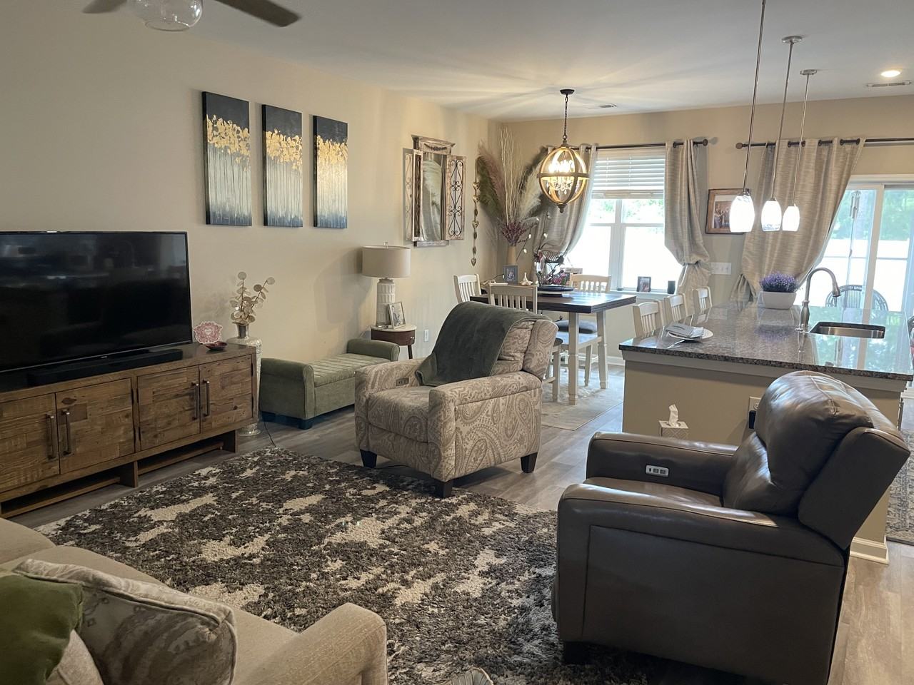 609 Hilchot Dr #1 - Photo 3 of 23