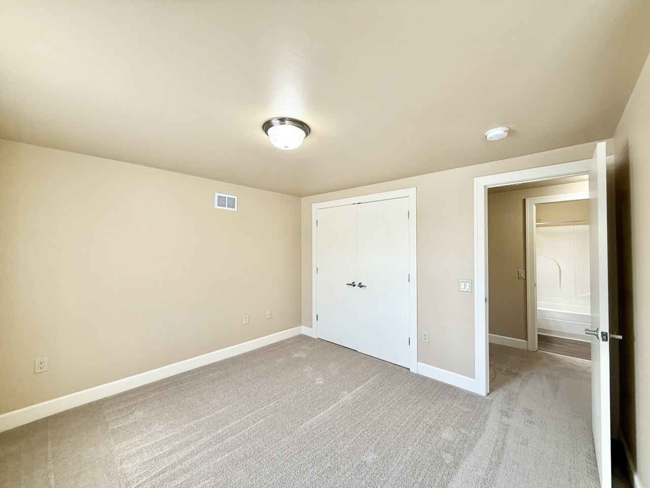 205 Birch Ave #2 - Photo 5 of 17