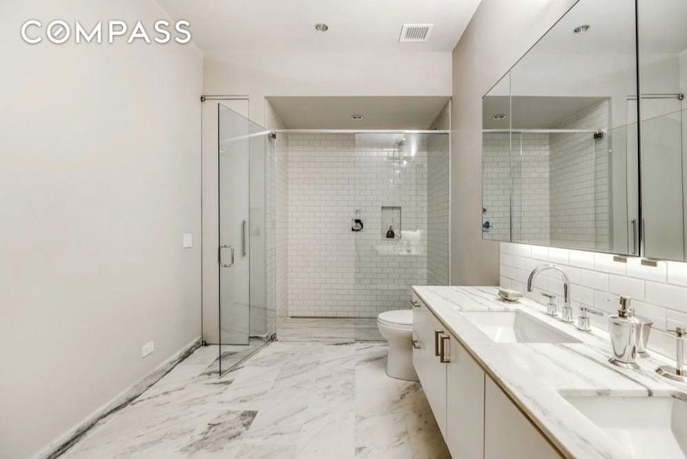 63 Greene St #5D - Photo 7 of 9