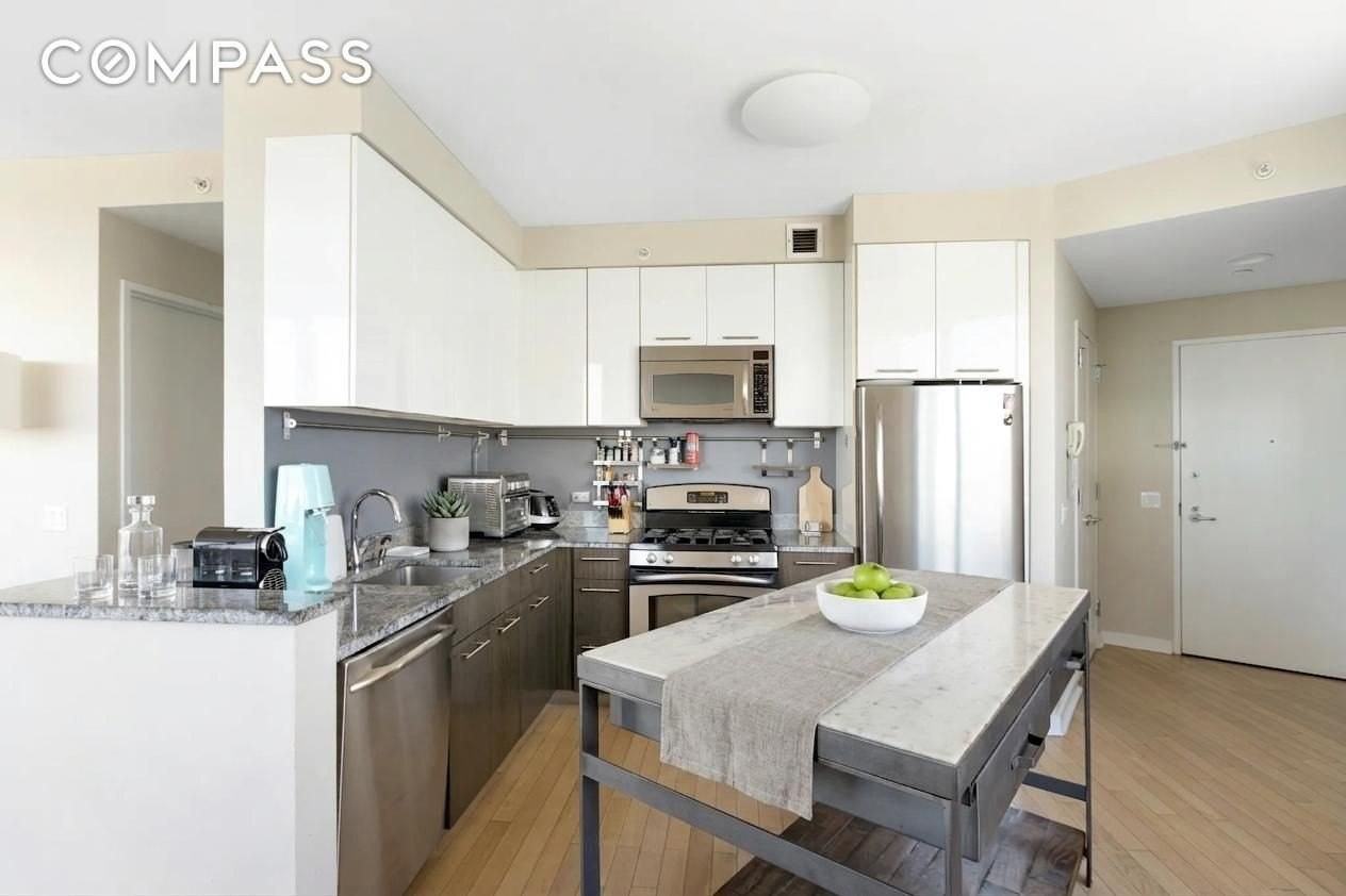 230 Ashland Pl #28A - Photo 2 of 16