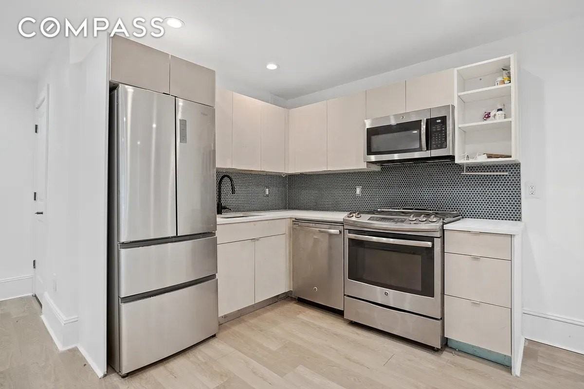 1316 Jefferson Ave #GDN - Photo 2 of 6