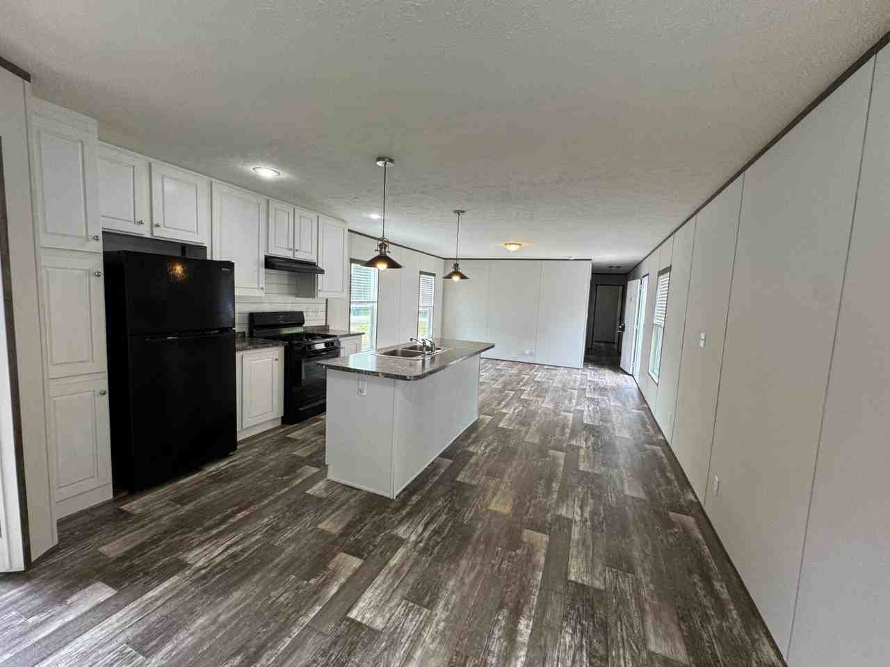 242 Wallingford Dr - Photo 5 of 15