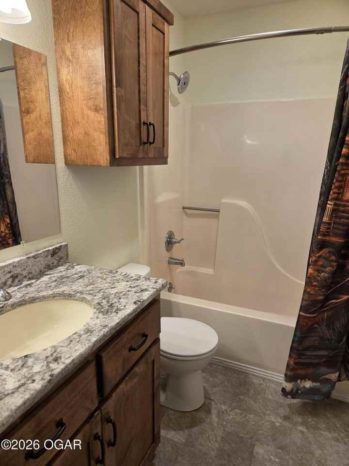 815 Greenwood Dr - Photo 7 of 13