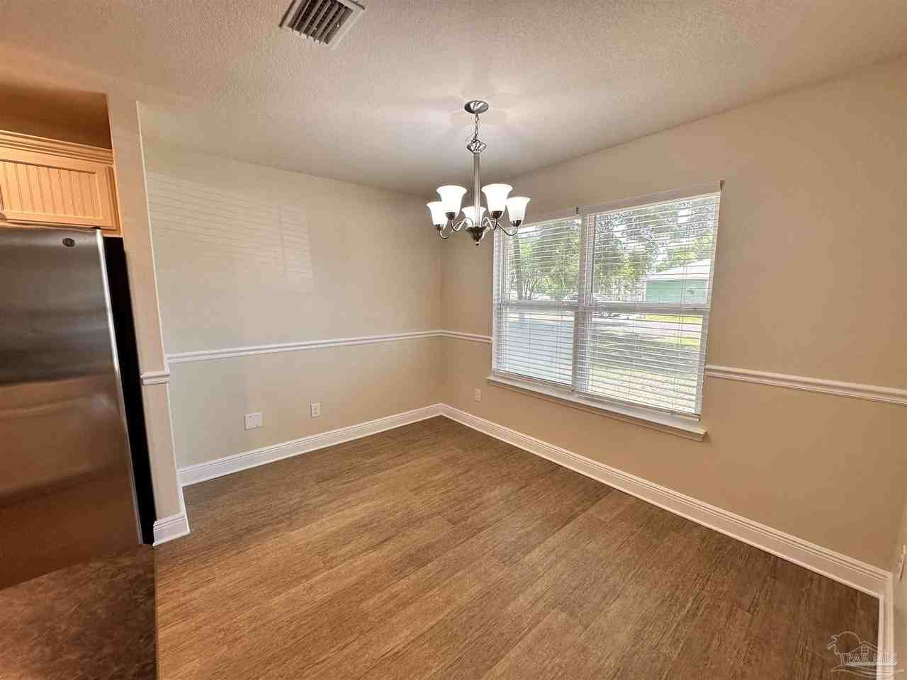 13 Elegans Ave - Photo 6 of 17