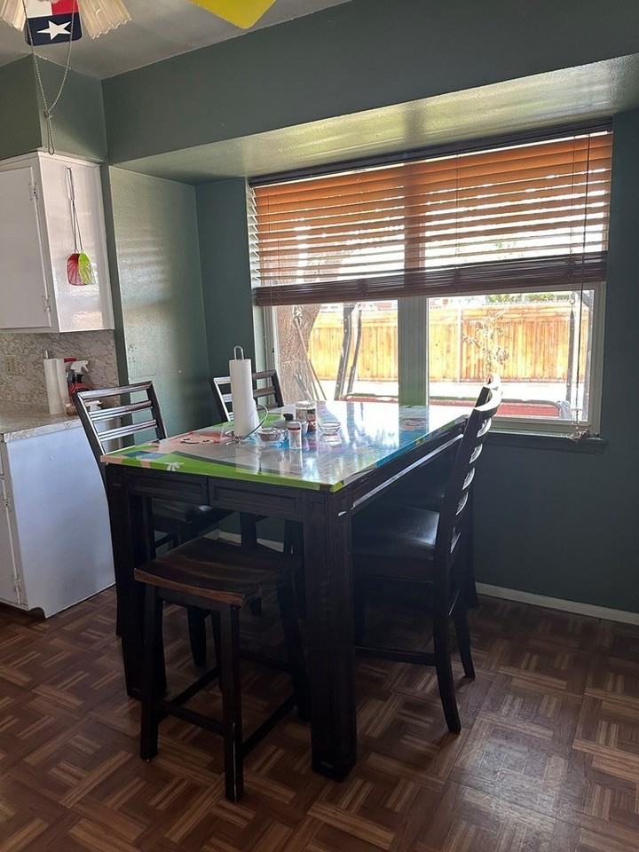 3326 W Dengar Ave - Photo 5 of 10