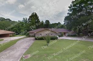 featured image of 1705 Broadway Ave #1