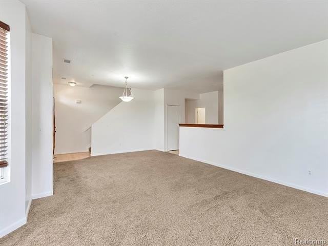 23370 Sunset Rd #23 - Photo 5 of 25