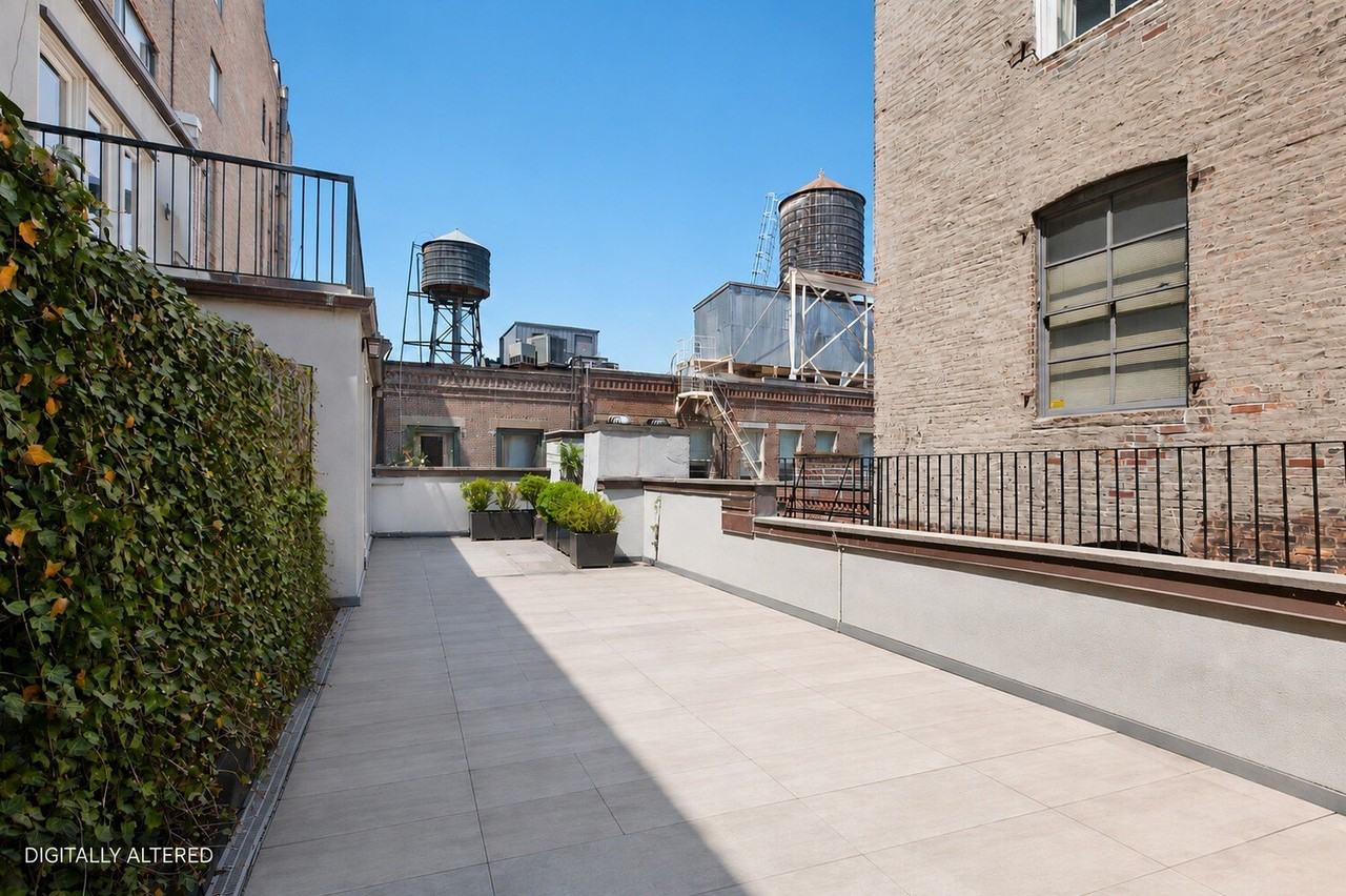131 Mercer St #PHB - Photo 5 of 9