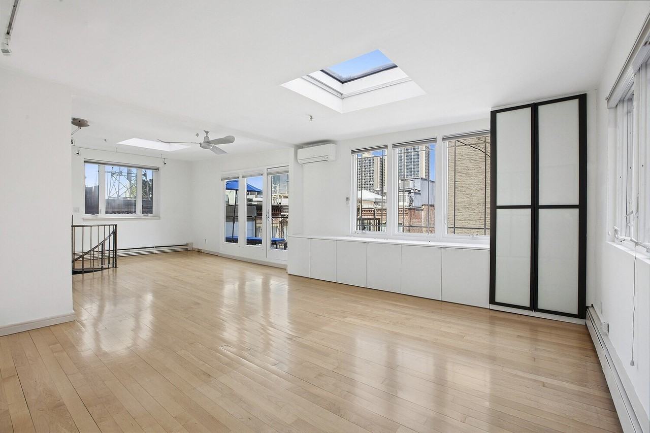 131 Mercer St #PHB - Photo 6 of 9