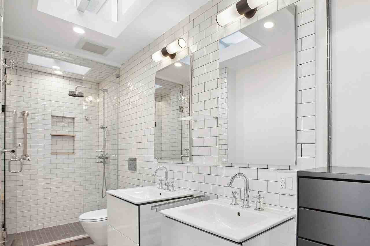 131 Mercer St #PHB - Photo 7 of 9