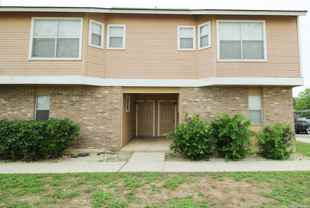945 Schertz Pkwy - Photo 1 of 1