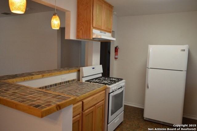 1812 Mardell St - Photo 3 of 15
