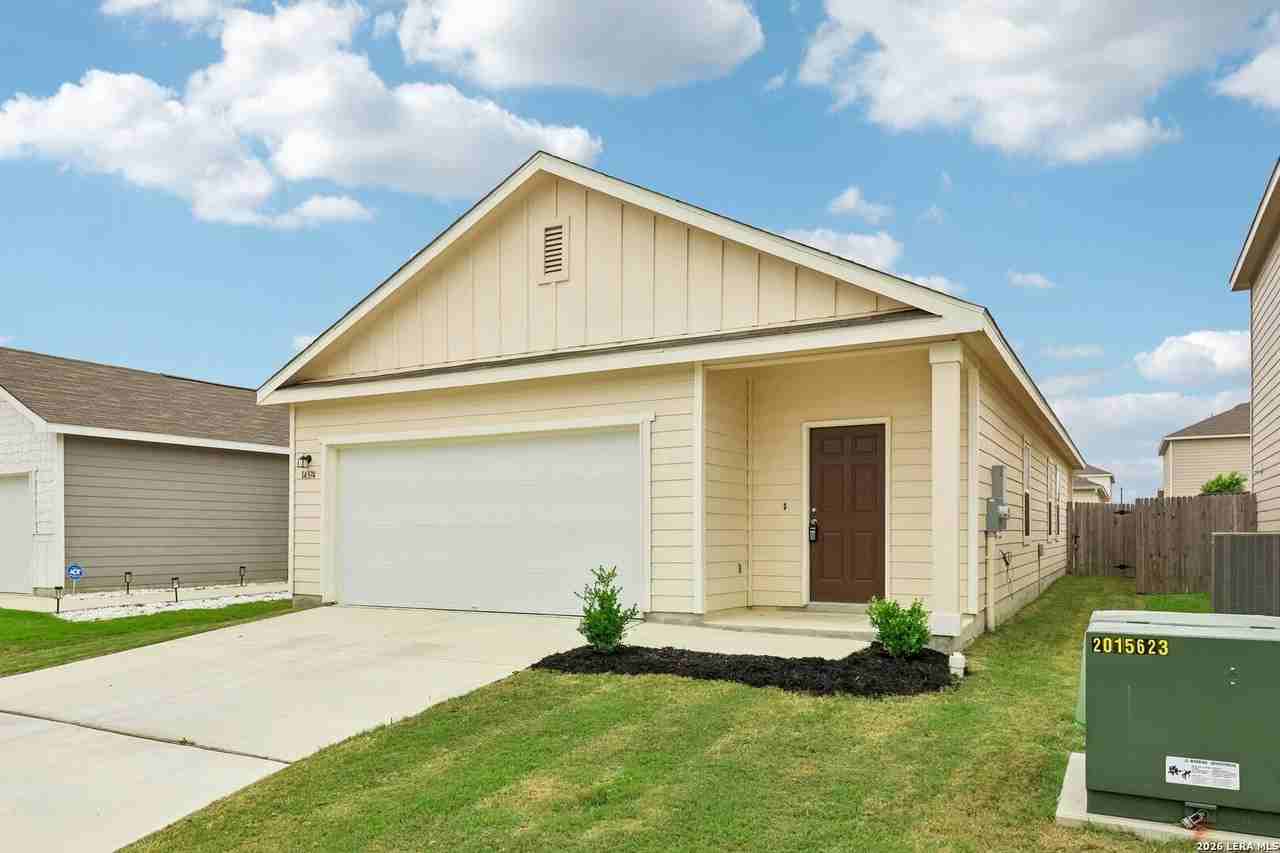 14374 Palm Rdg - Photo 2 of 35