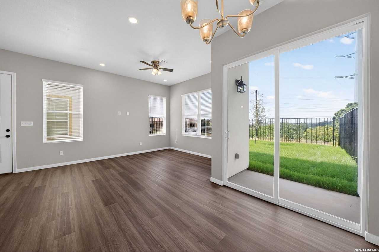 127 Avenue Ventana - Photo 6 of 22