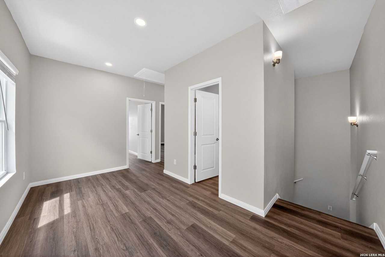 127 Avenue Ventana - Photo 7 of 22