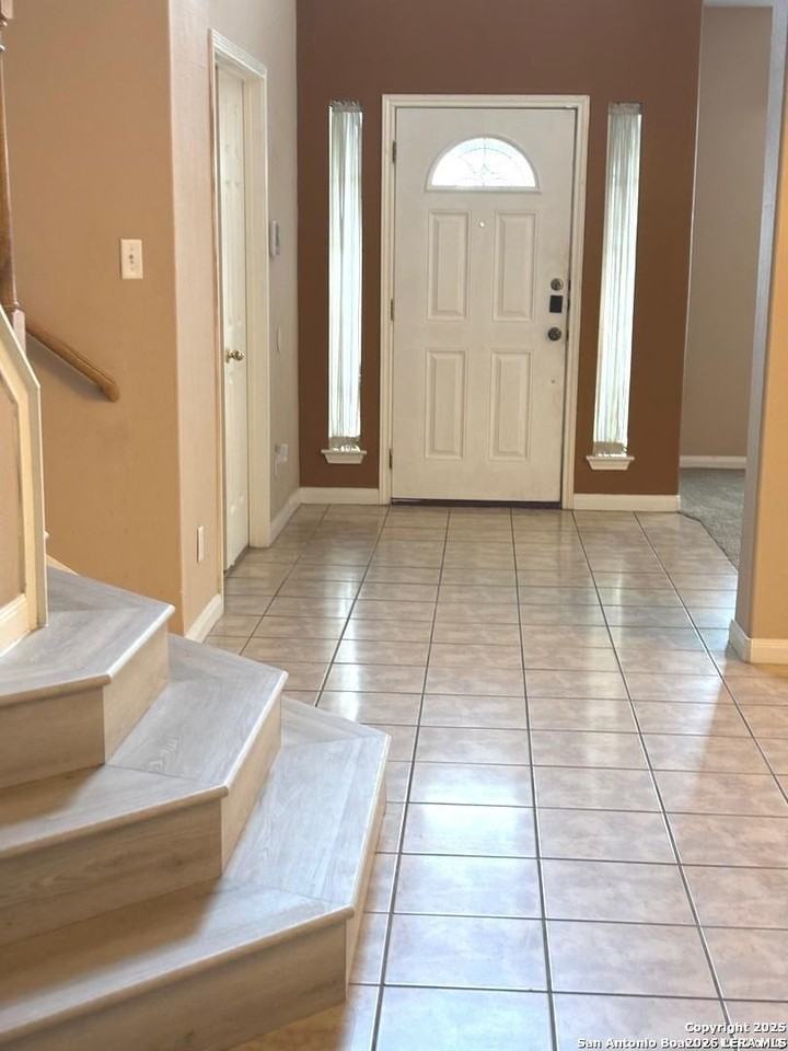1201 Murray Winn - Photo 2 of 19