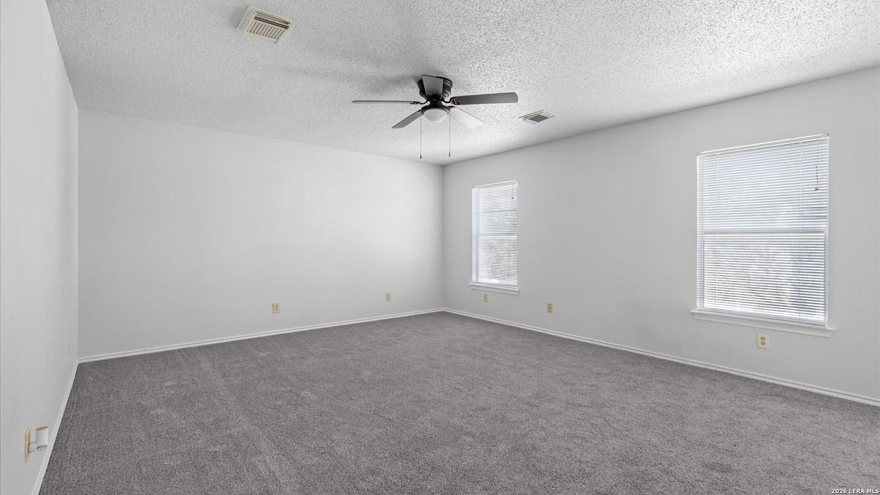 1021 Bridgemont Pl - Photo 7 of 13