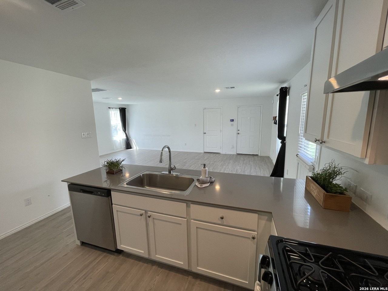 9226 Selene Pl - Photo 7 of 22