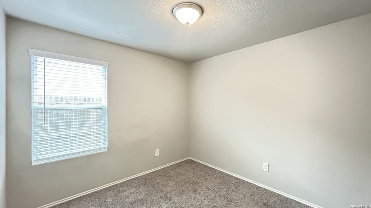 619 Pleasanton Way - Photo 7 of 23