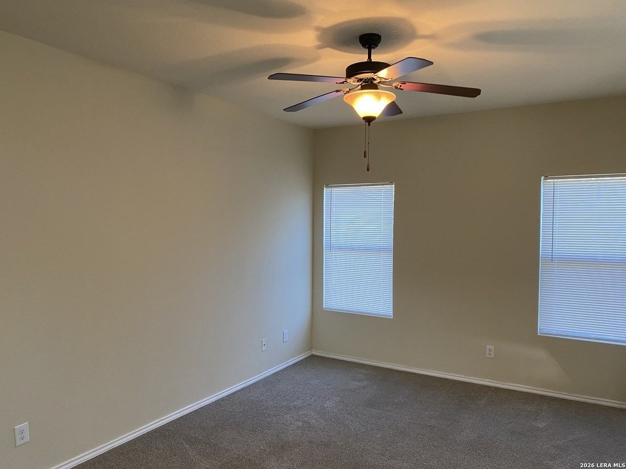 7206 Colina Way - Photo 3 of 38