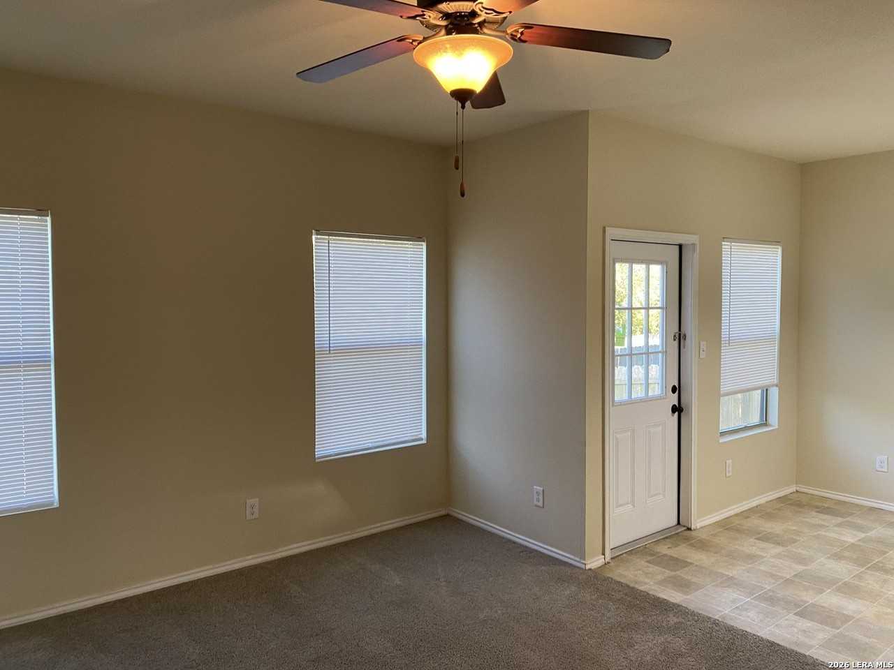 7206 Colina Way - Photo 4 of 38