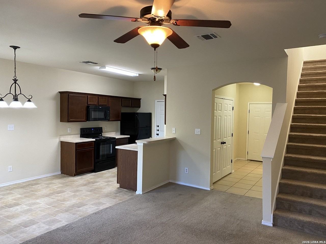 7206 Colina Way - Photo 5 of 38
