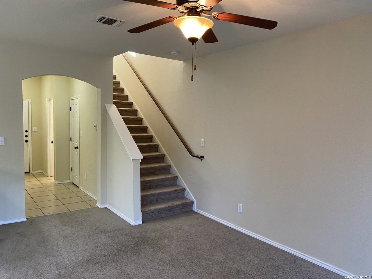 7206 Colina Way - Photo 6 of 38