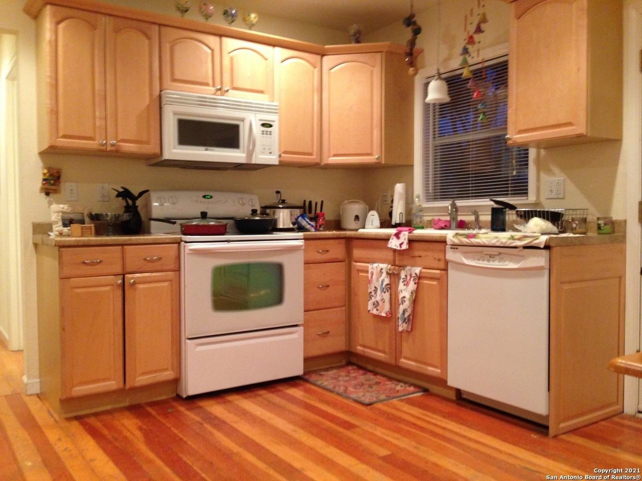 326 Barbara Dr - Photo 6 of 12