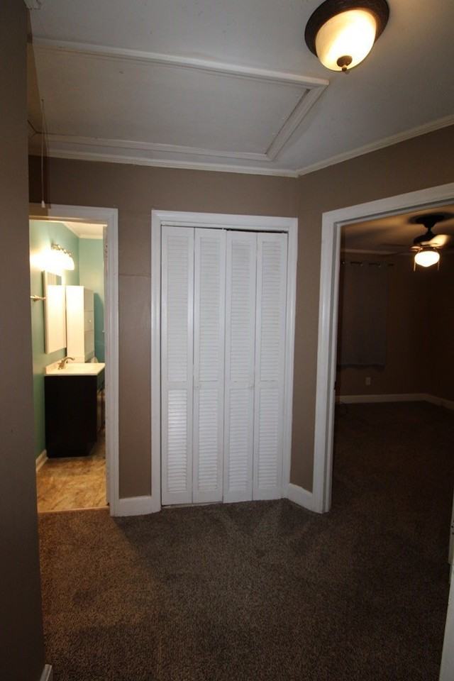 32 Hilltop St - Photo 7 of 13