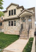 featured image of 162 Edgegrove Ave