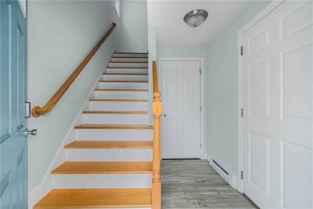 12 Mariner Way - Photo 2 of 29