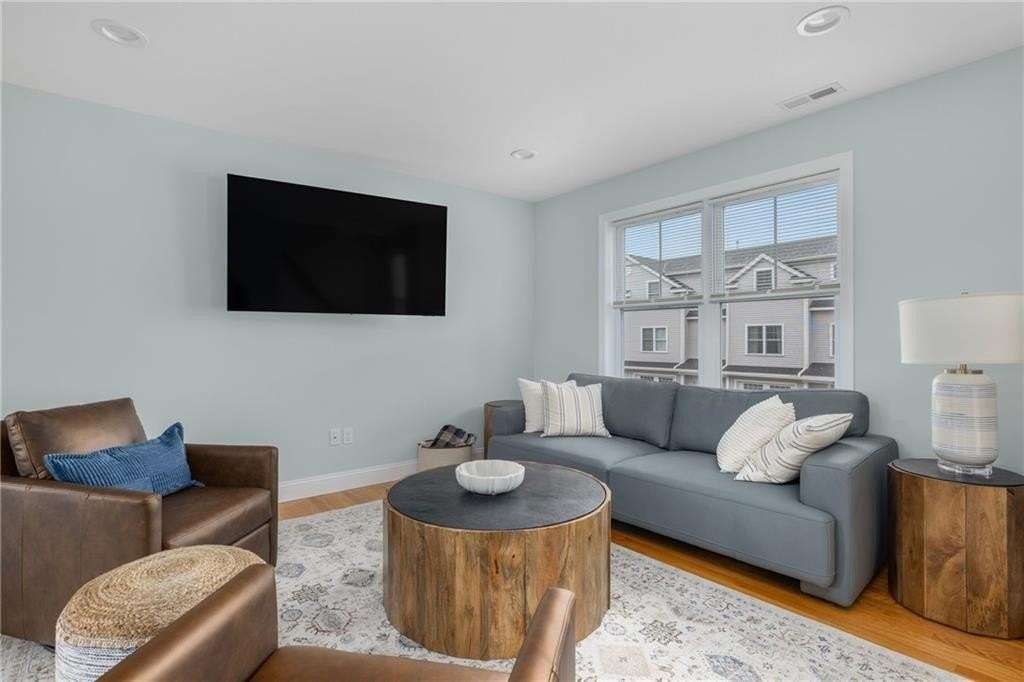 12 Mariner Way - Photo 4 of 29